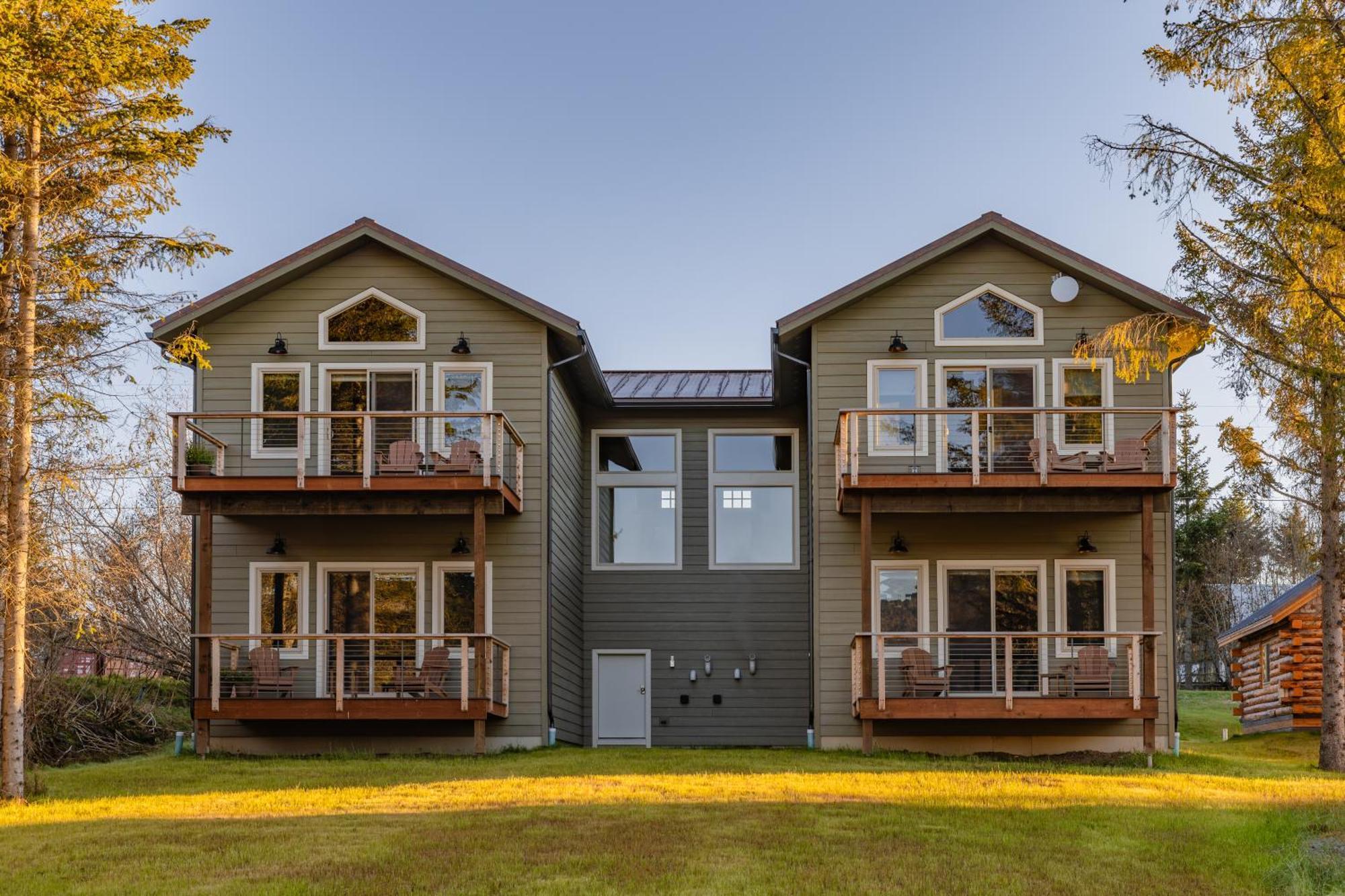 Lakeshore Lodging Suites ホーマー エクステリア 写真